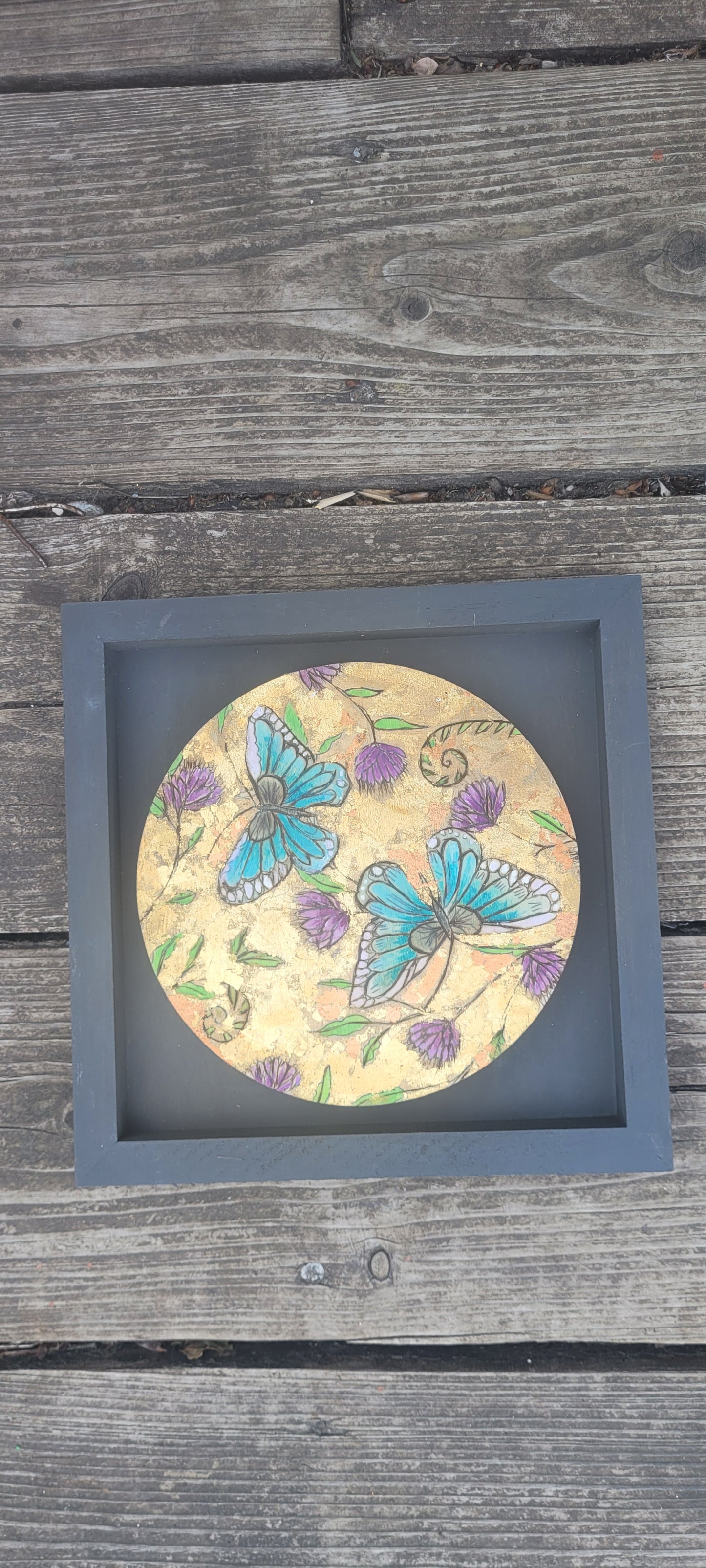 Framed Round Art Collection
