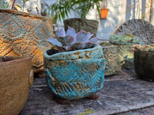 Load image into Gallery viewer, The Creative Club Sculpt, Burn and Carve Workshops at the earth studios.
